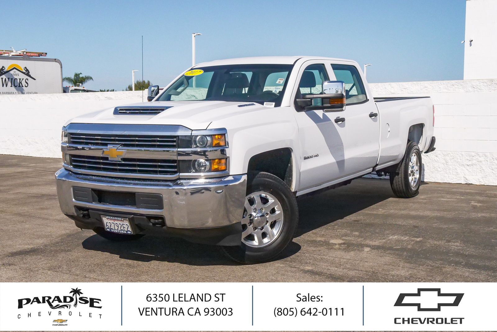 Summit White 2017 Chevrolet Silverado 3500HD Pickup Truck 4X2 6-Speed Automatic