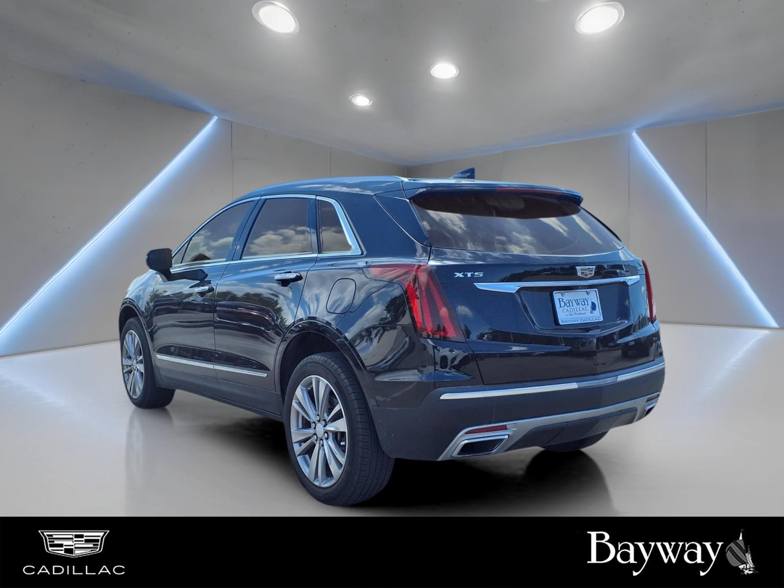 2022 Cadillac XT5 Premium Luxury Black at Bayway Cadillac of The Woodlands