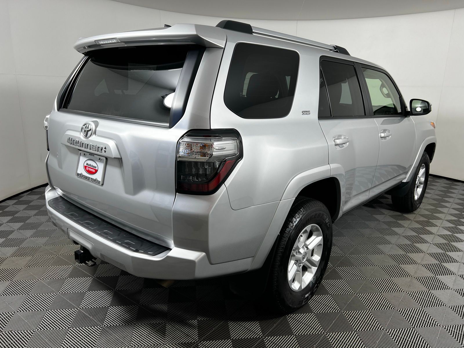 2024 Toyota 4Runner SR5 5