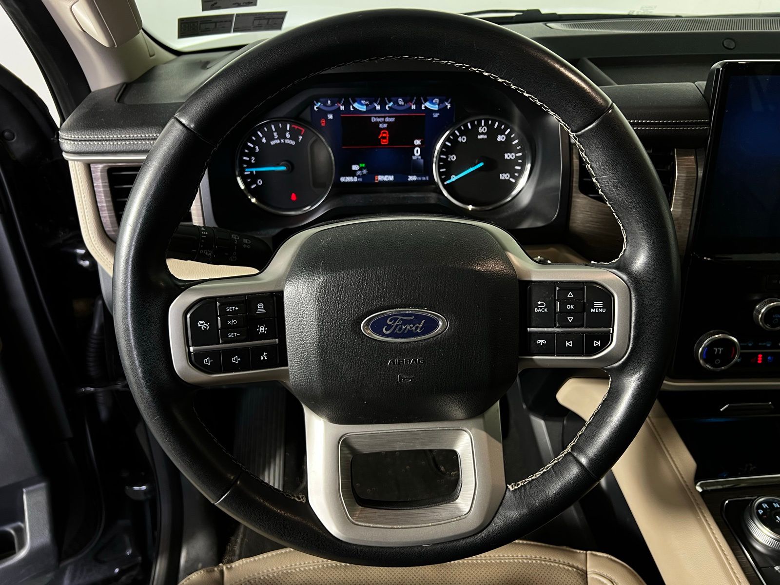 Thumbnail: 2024 Ford Expedition - 9