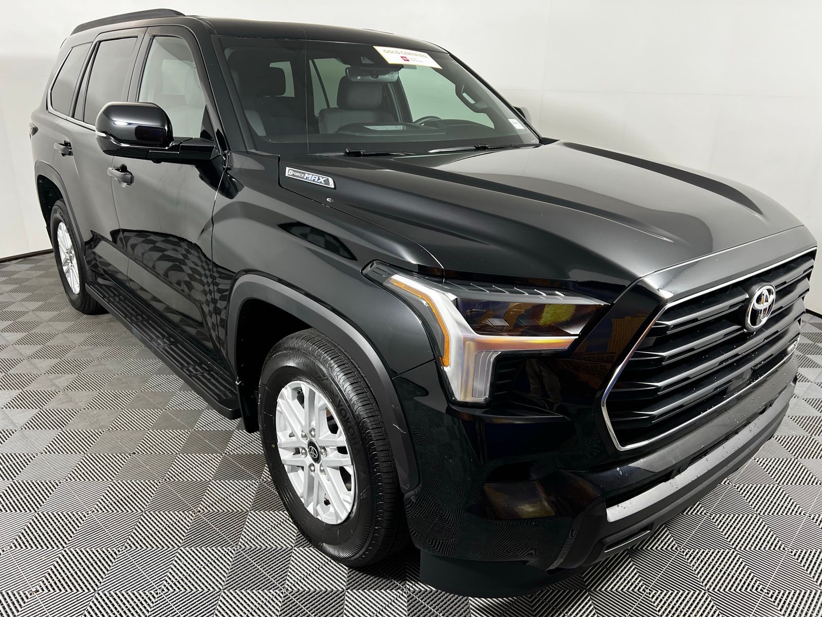 Thumbnail: 2025 Toyota Sequoia - 3