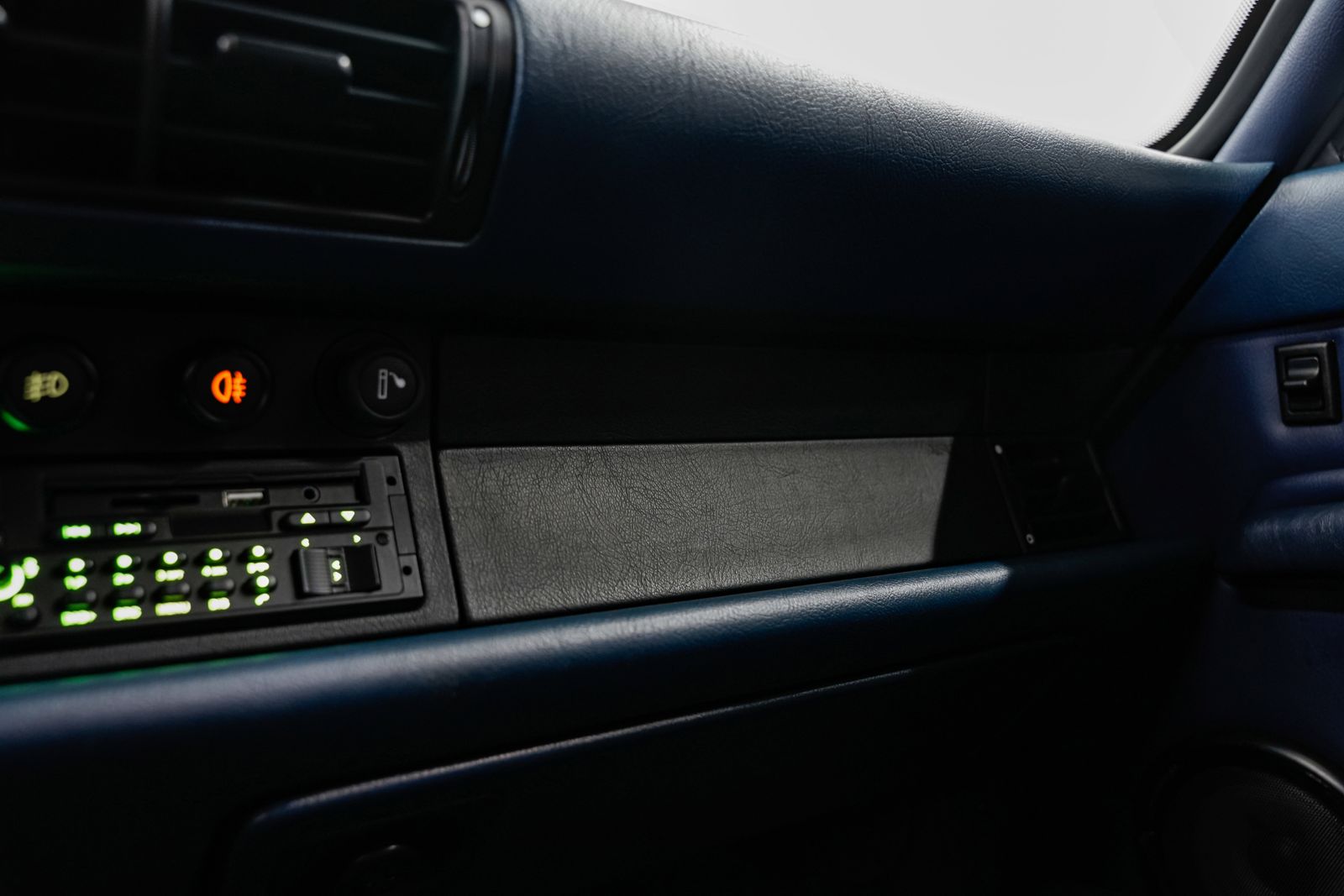 1994 Porsche 911 Carrera — photo 17
