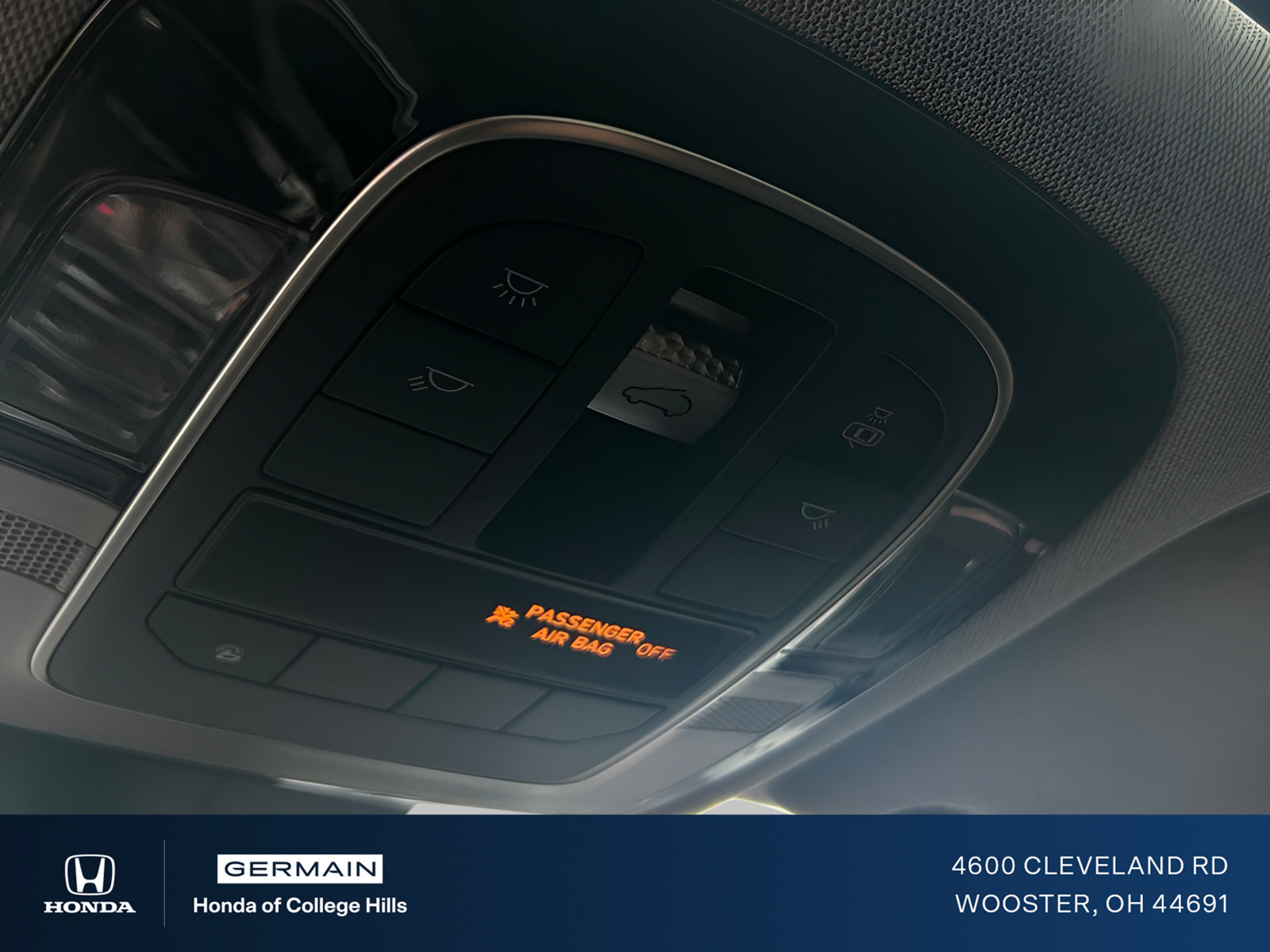 Used 2021 Silver Hyundai Limited image 22