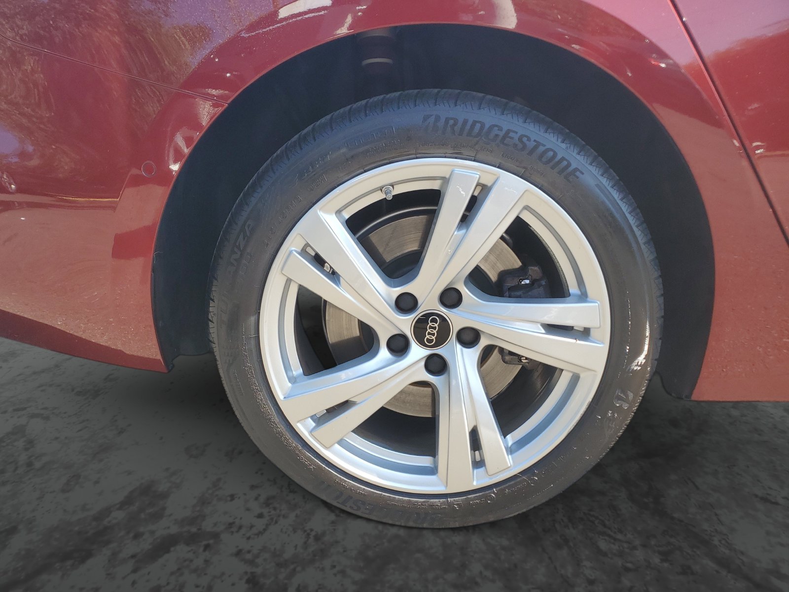 Vehicle photo