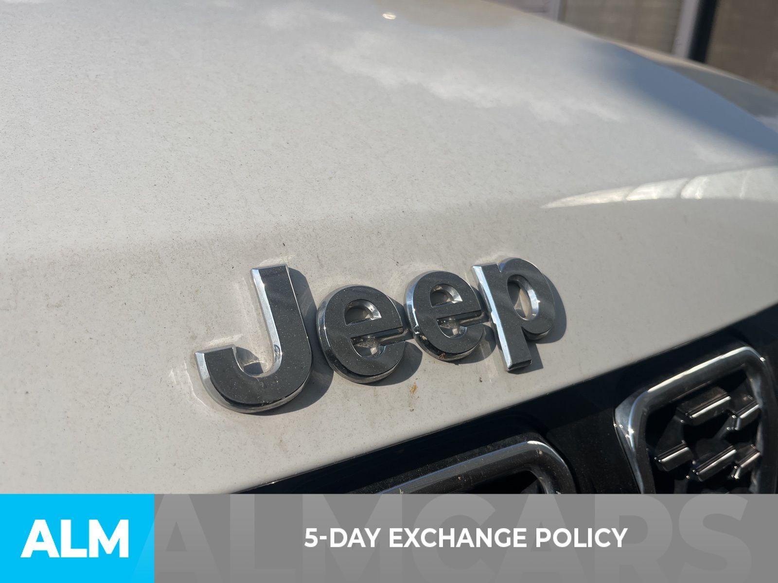 Used 2025 Bright White Clearcoat Jeep Limited image 4