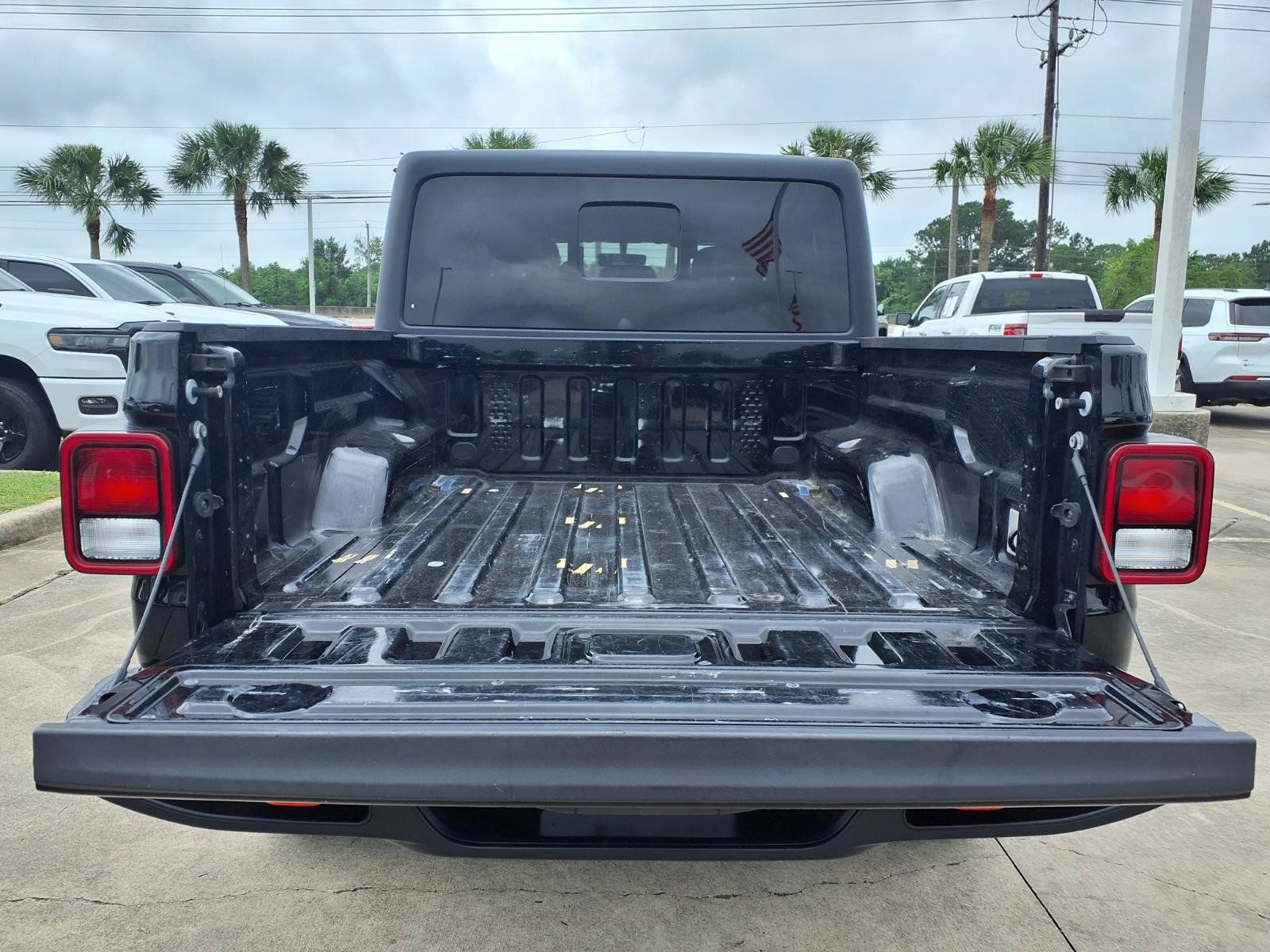 2022 Jeep Gladiator Mojave Black at DeMontrond Auto Country