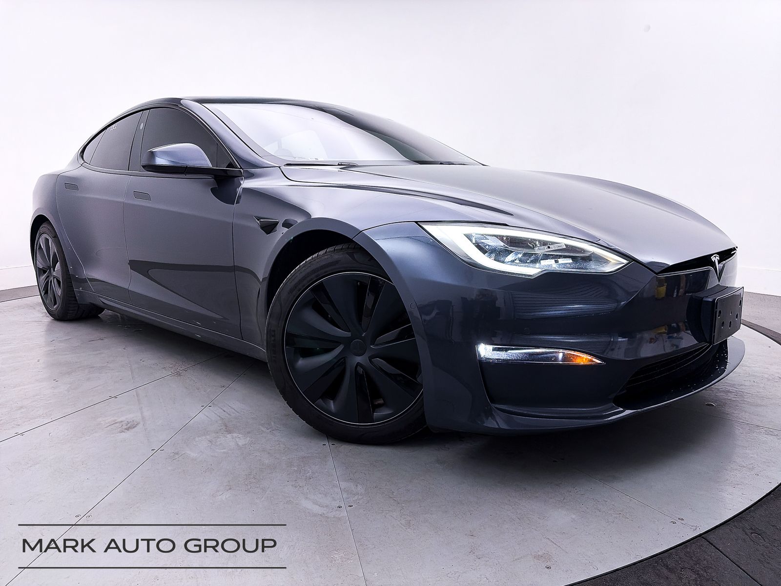 2021 Tesla Model S Plaid