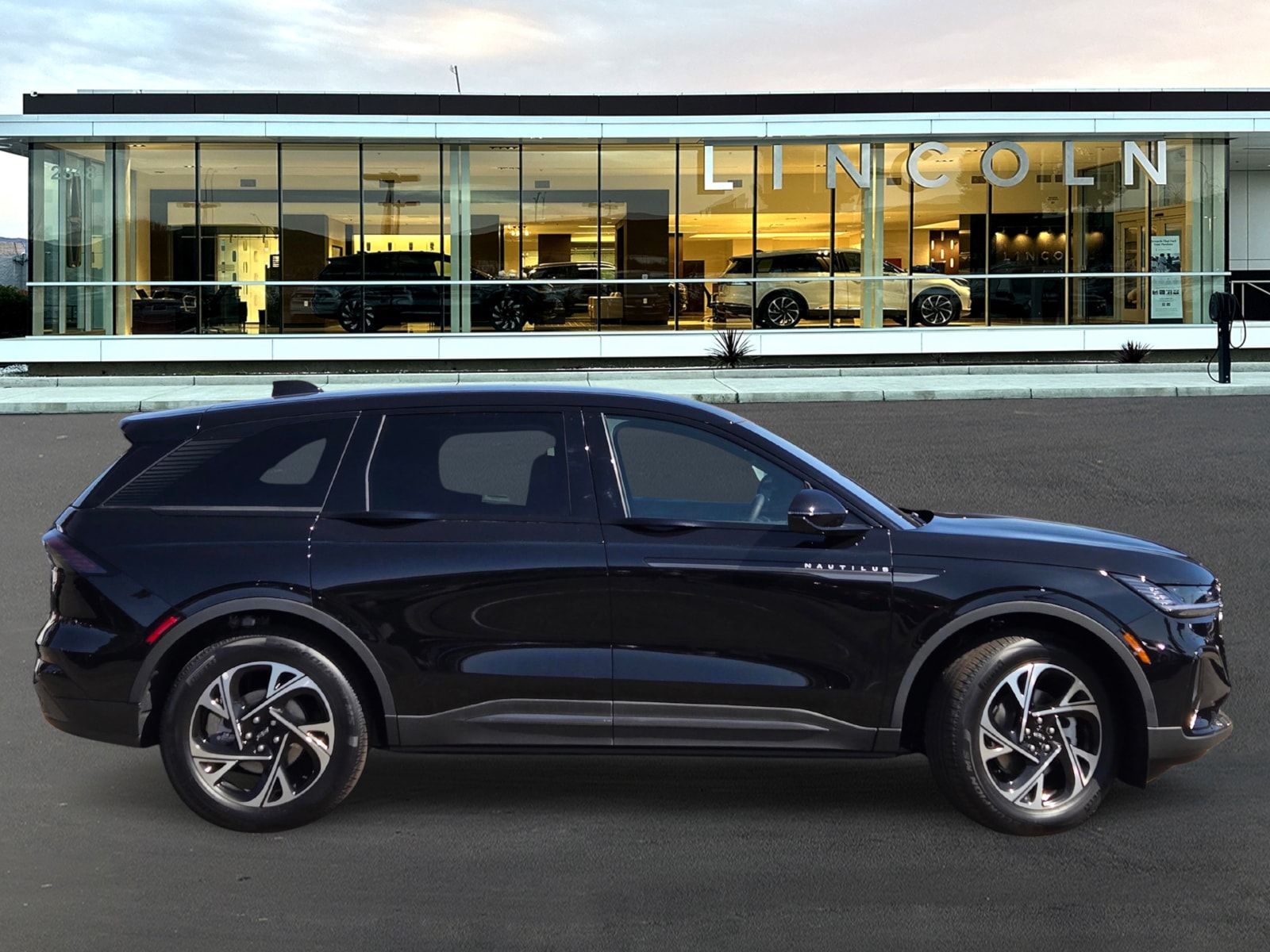 New 2025 Black Lincoln Premiere image 3