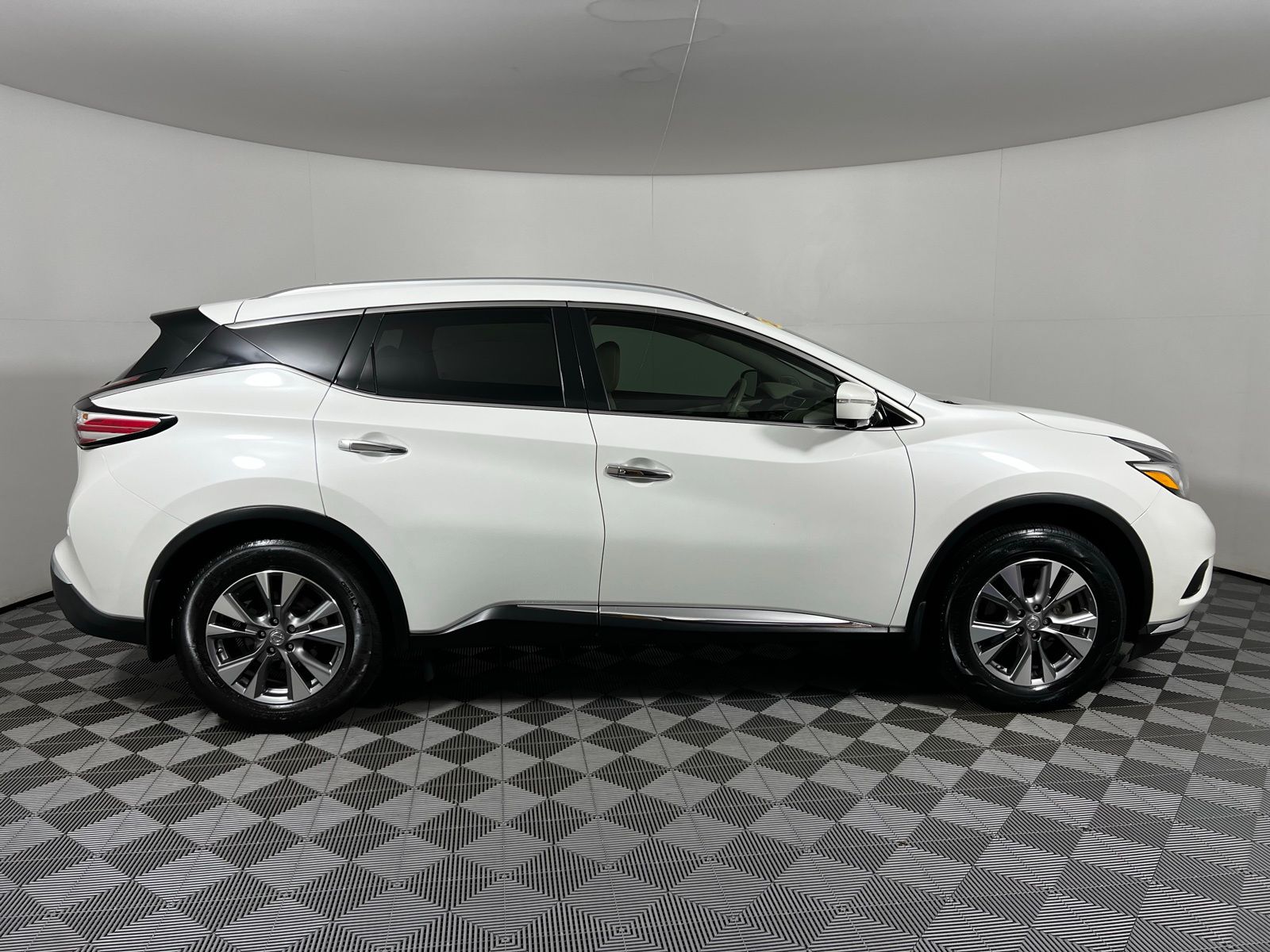 2015 Nissan Murano SL 8