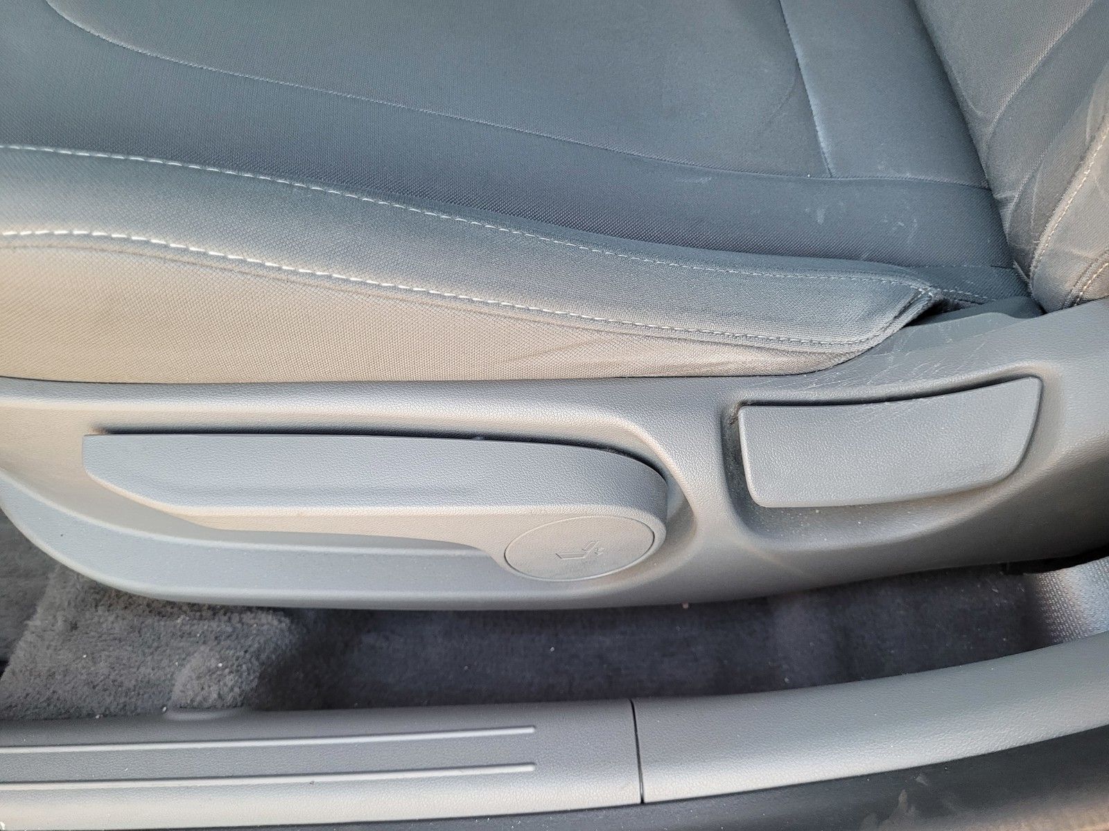 2024 Hyundai Elantra SEL - Photo 20