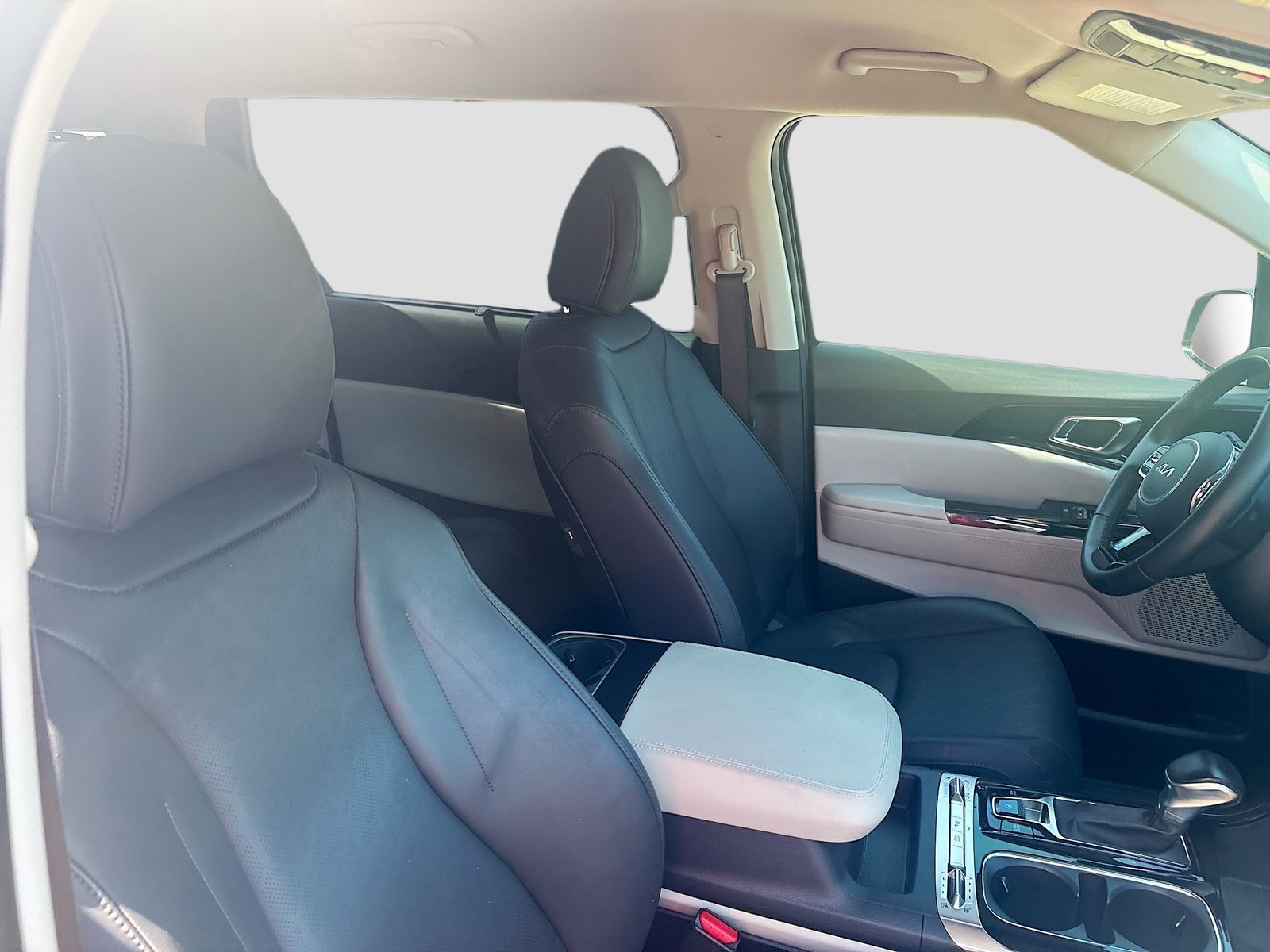 Used 2024 Gray Kia SX image 29