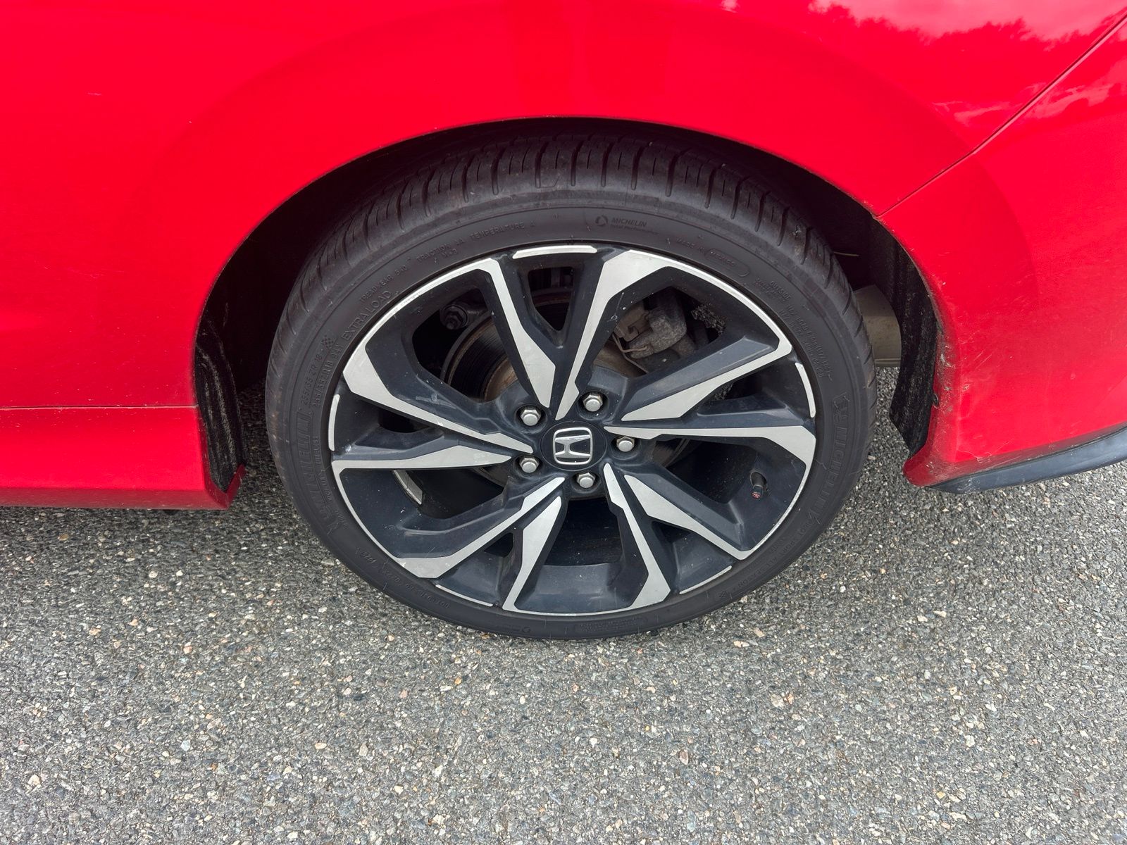 Used 2019 Lunar Silver Metallic Honda Si image 21