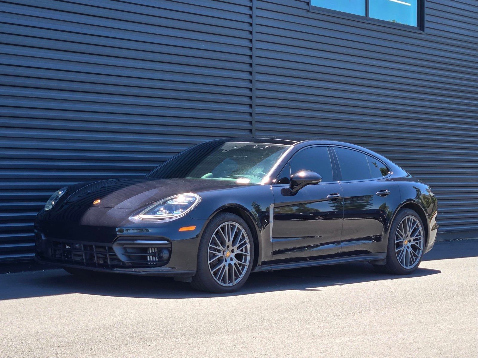 Jet Black Metallic 2023 Porsche Panamera Sedan All-Wheel Drive 8-Speed Automatic
