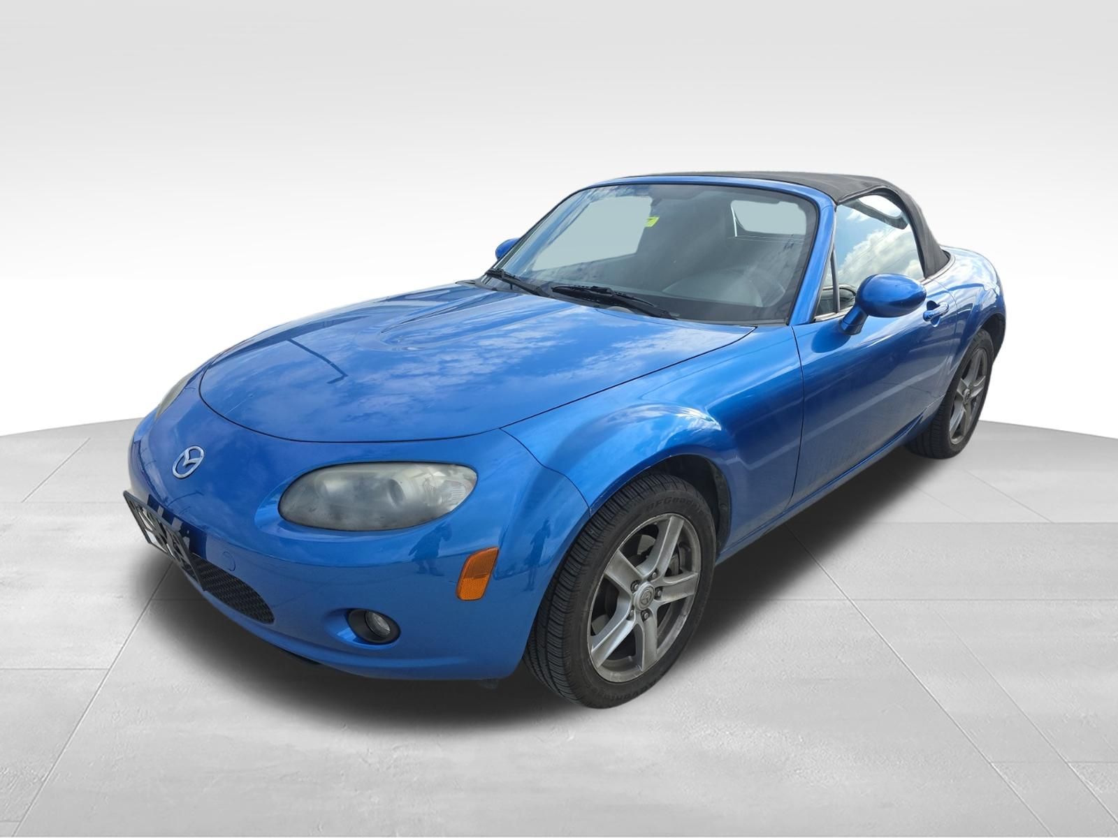 2006 Mazda Mazda Miata Touring