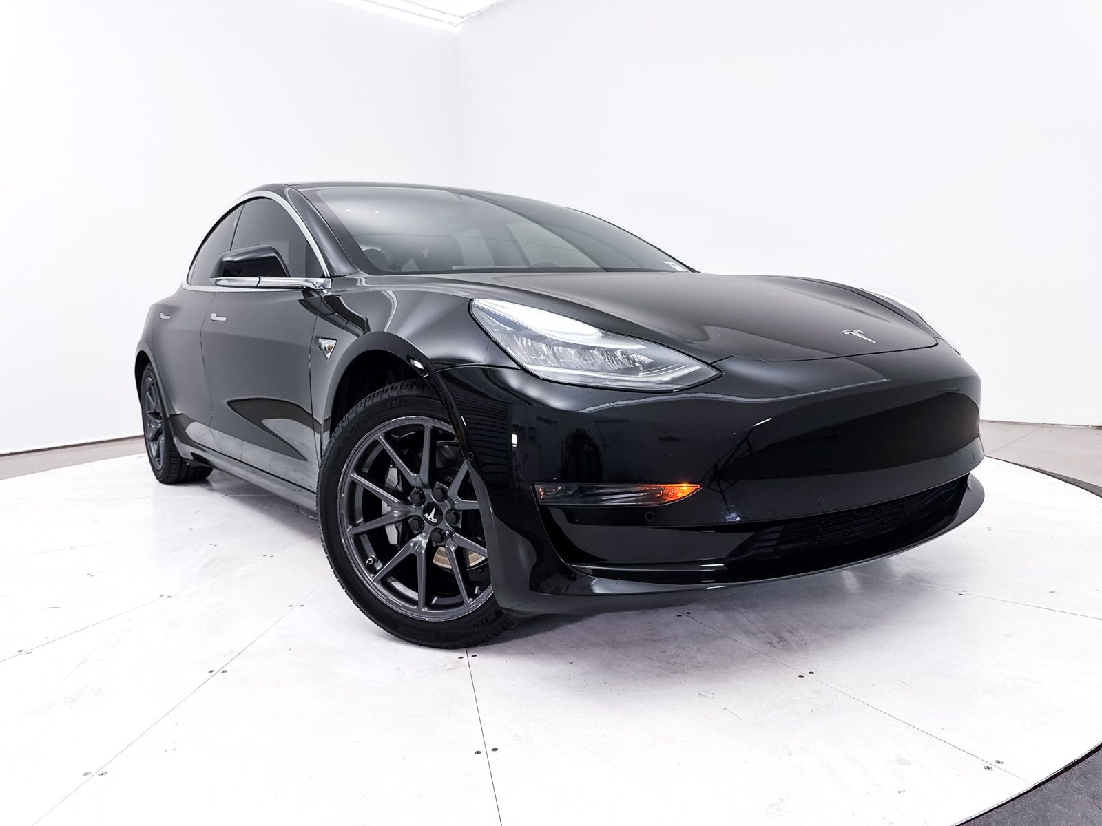 2020 Tesla Model 3 Standard Range Plus