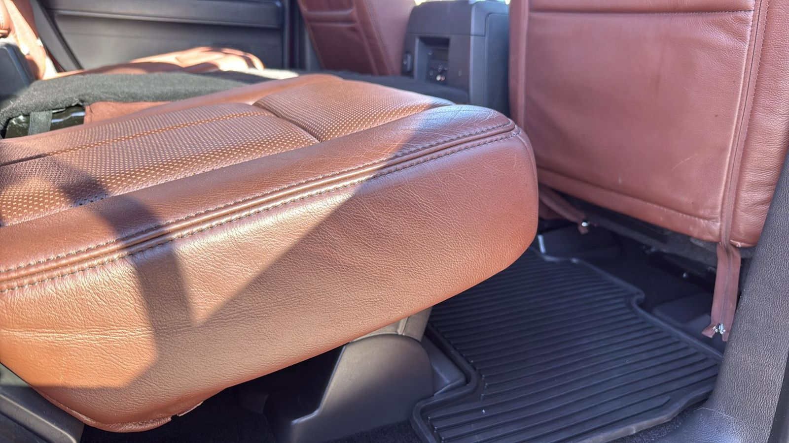 Used Car 2014 Ford Expedition  Xlt For Sale Under $20,000 In Austin, Texas