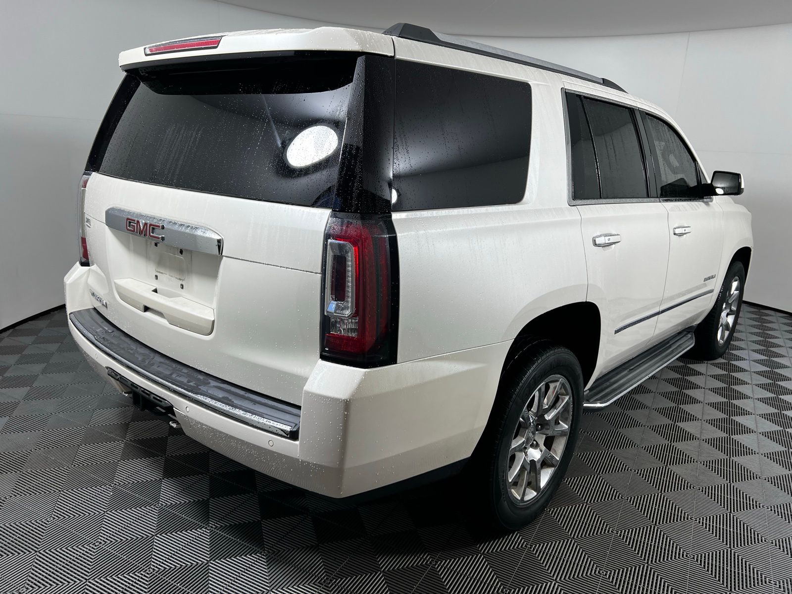 Thumbnail: 2015 GMC Yukon - 5