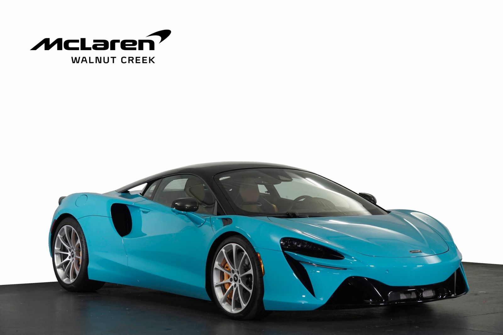 Blue (Tokoyo Cyan) 2023 McLaren Artura RWD Coupe Rear-Wheel Drive 8-Speed Automatic