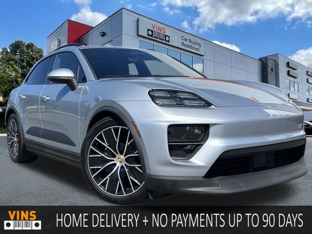 2024 Porsche Macan Macan 4 Electric's photo