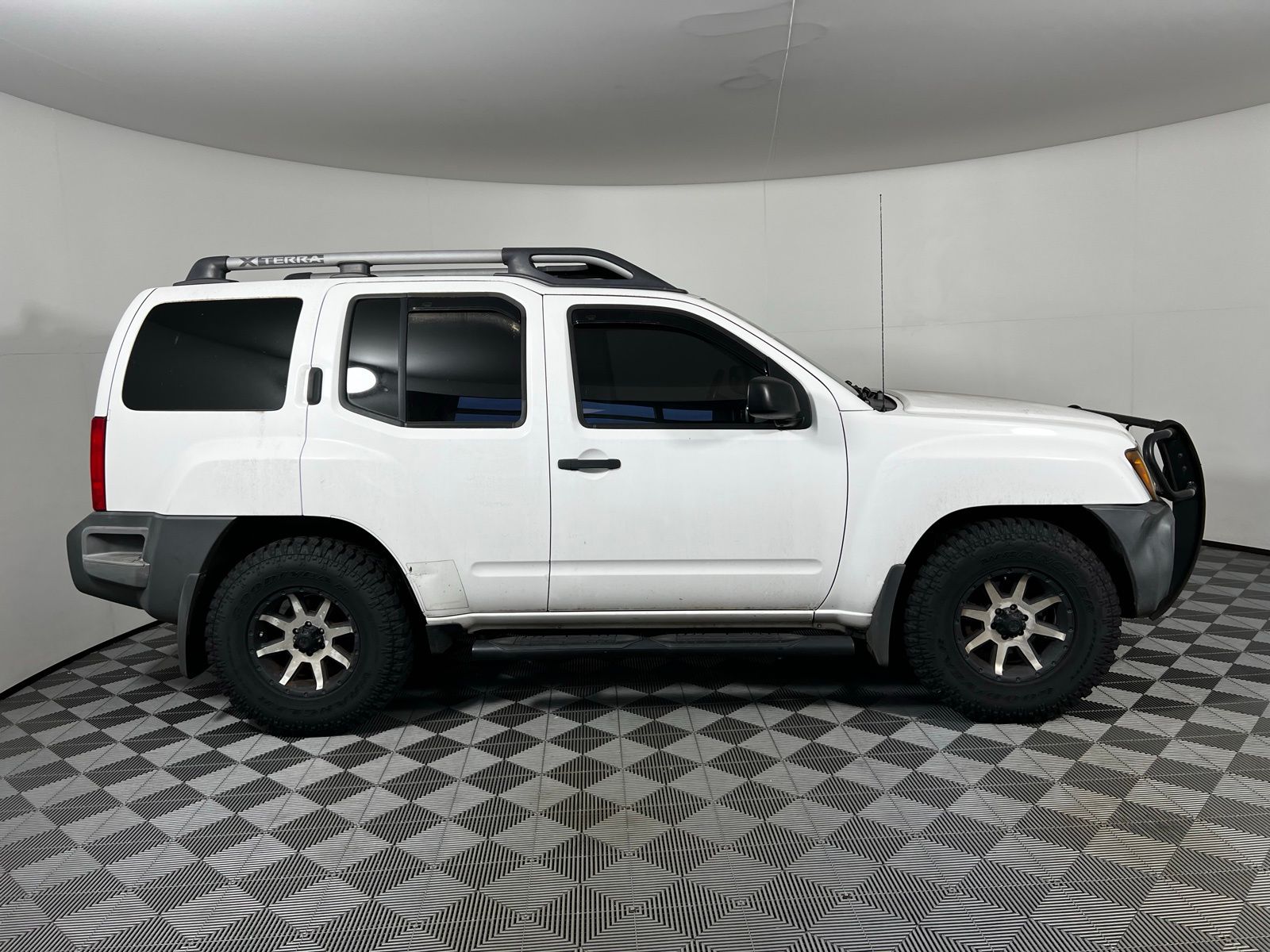 Thumbnail: 2011 Nissan Xterra - 4