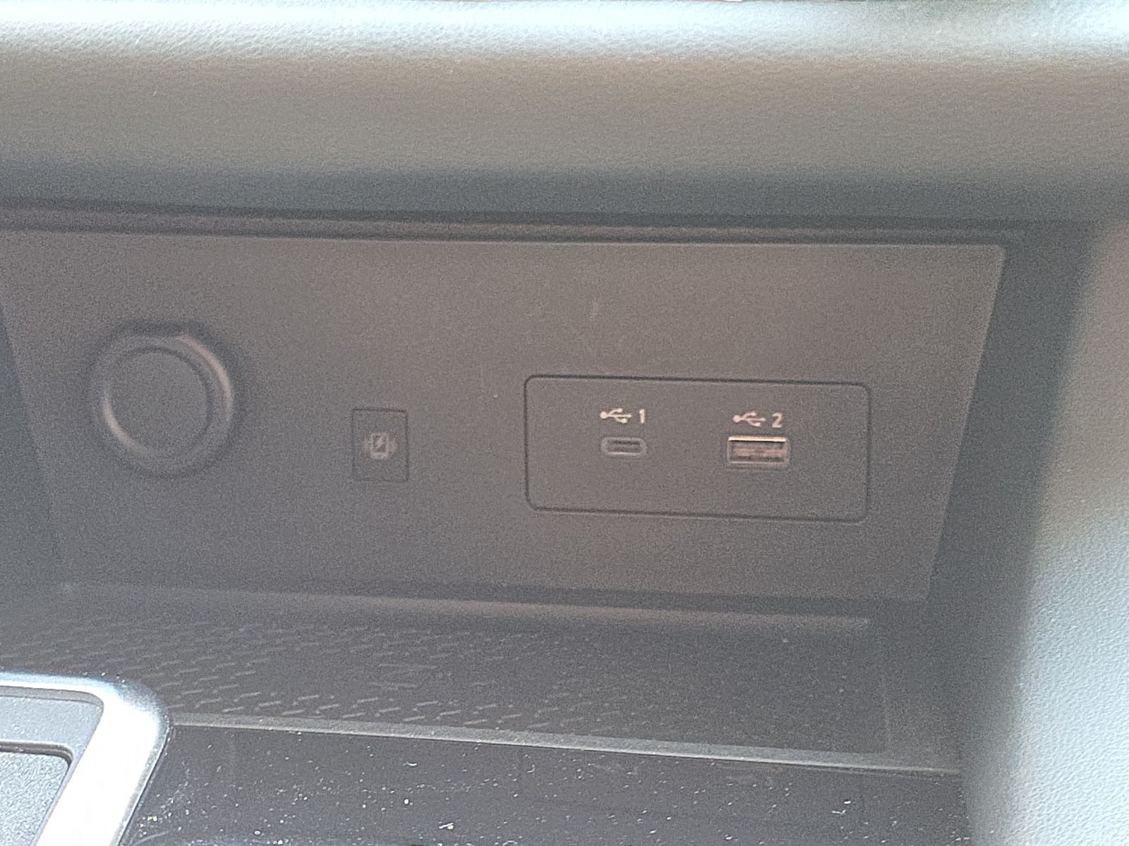 Used 2024 Black Nissan SL image 26