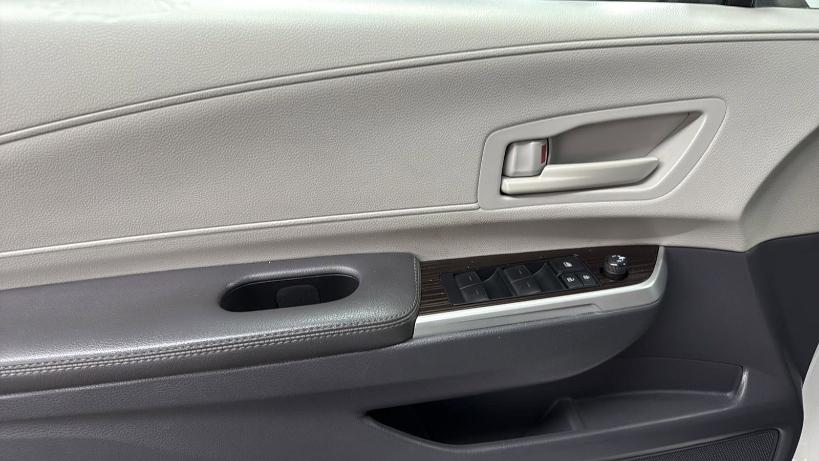 Used Car 2024 Toyota Sienna  Le For Sale Under $35,000 In Austin, Texas