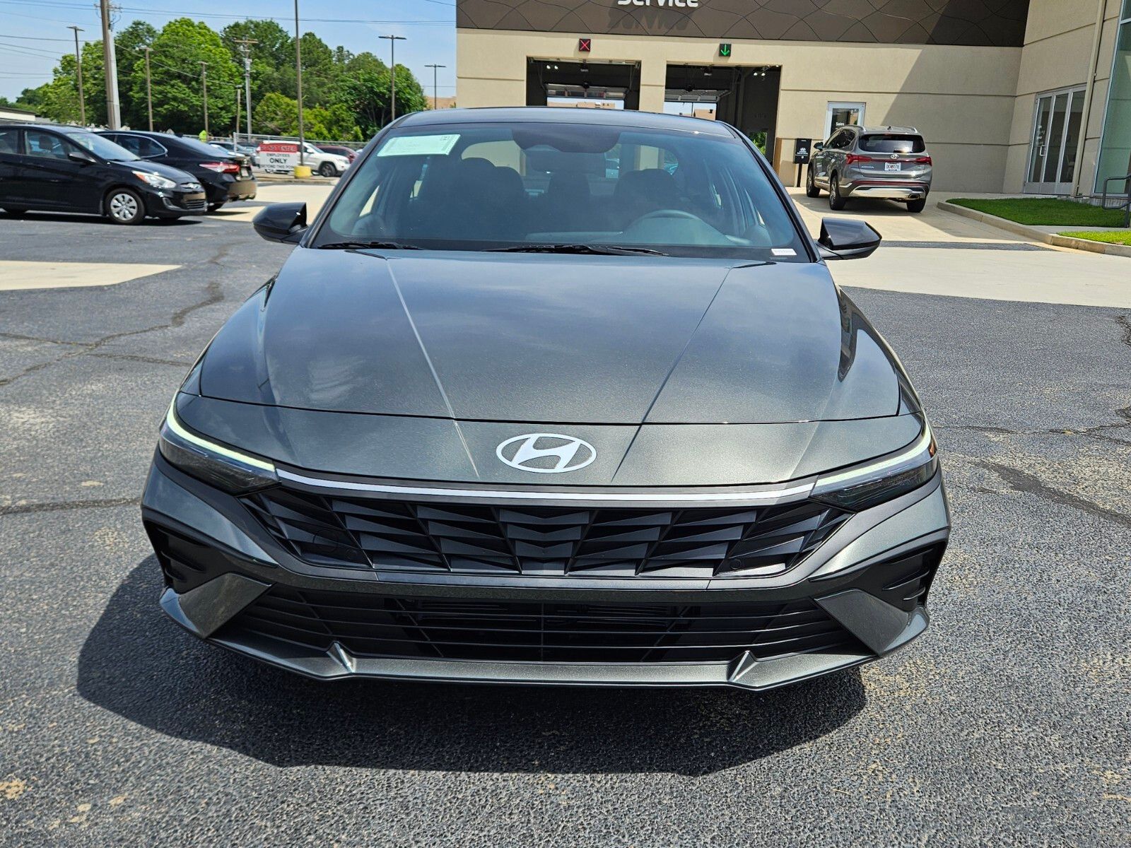 New 2025 Gray Hyundai SEL Sport image 2