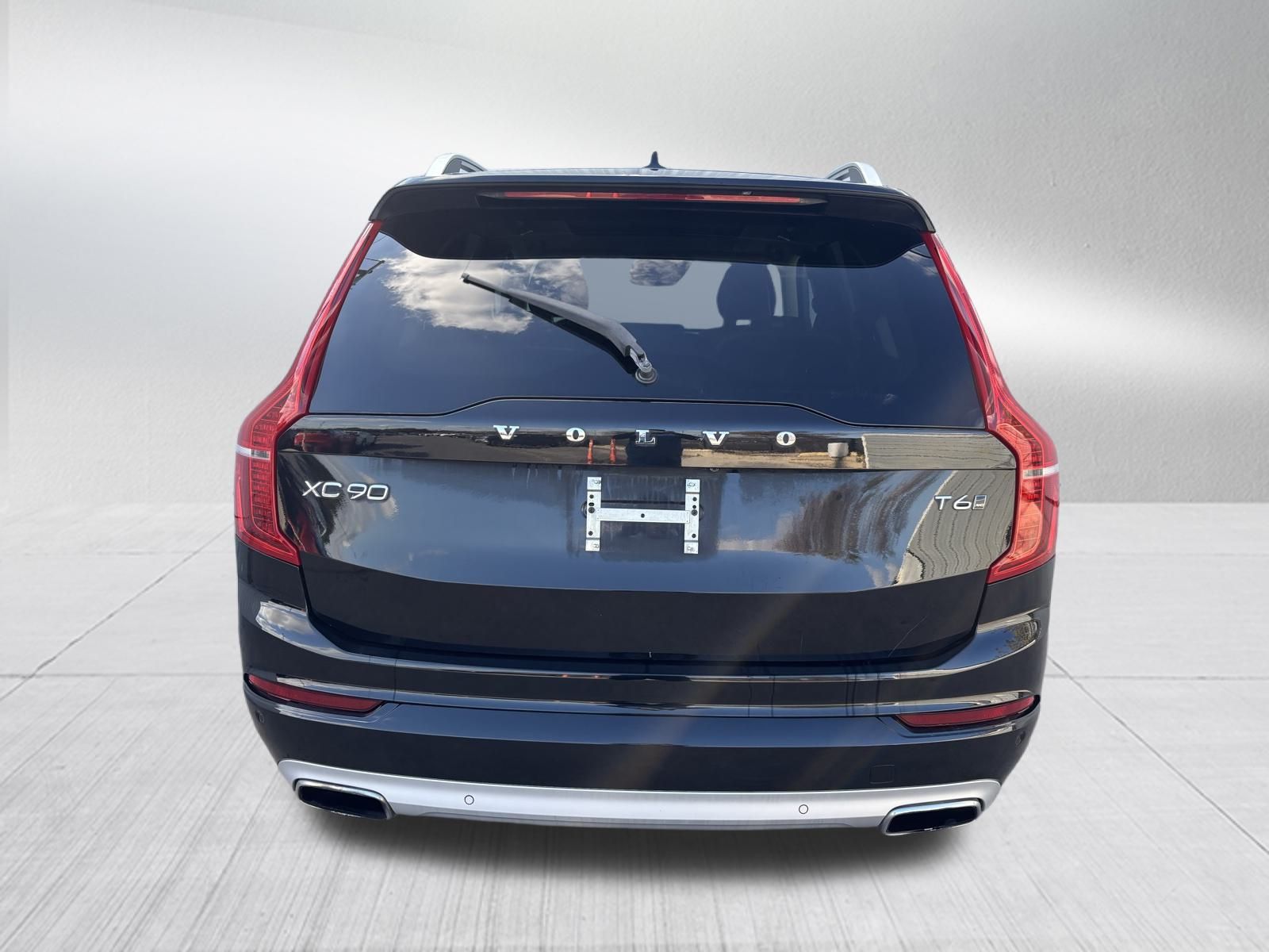 Used Car 2017 Volvo Xc90  T6 Momentum For Sale Under $20,000 In Austin, Texas