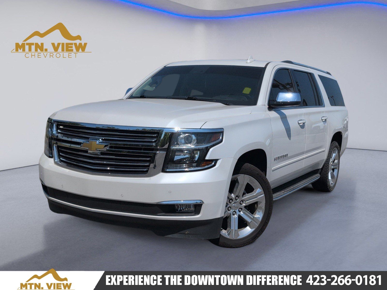 White (Iridescent Pearl Tricoat) 2019 Chevrolet Suburban 1500 Premier 4WD SUV / Crossover Four-Wheel Drive 6-Speed Automatic Overdrive