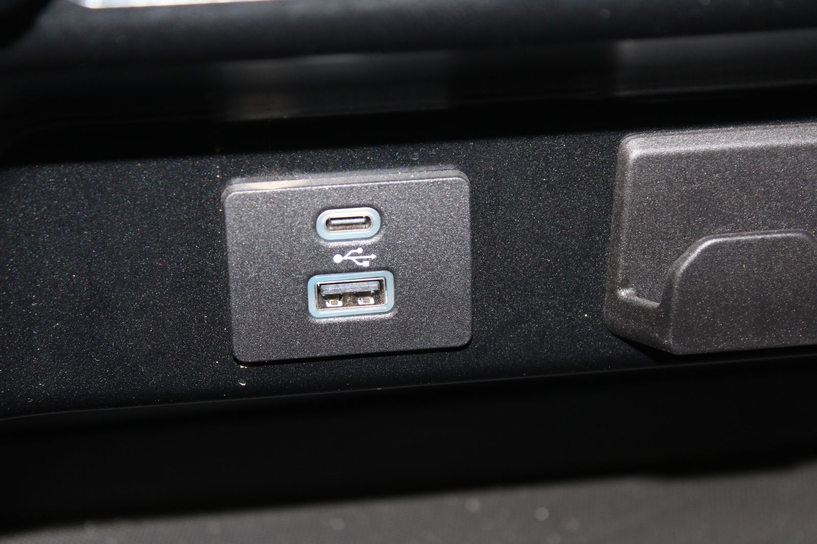 Used 2024  Ford XLT image 29