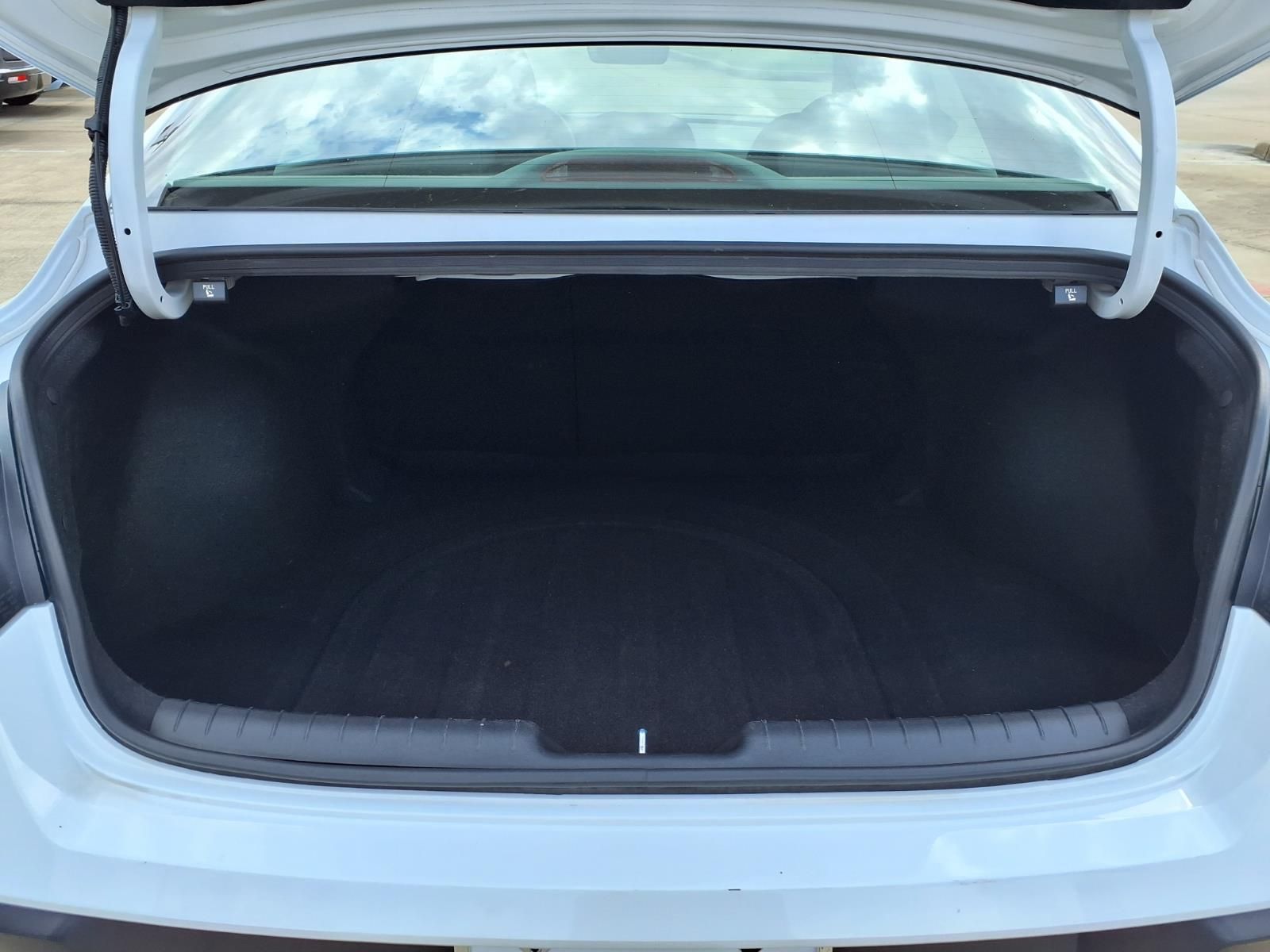 2025 Hyundai Elantra SEL Convenience - 6