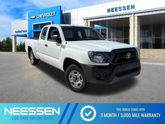 Super White 2015 Toyota Tacoma Access Cab i4 Pickup Truck 4X2 5-Speed Manual