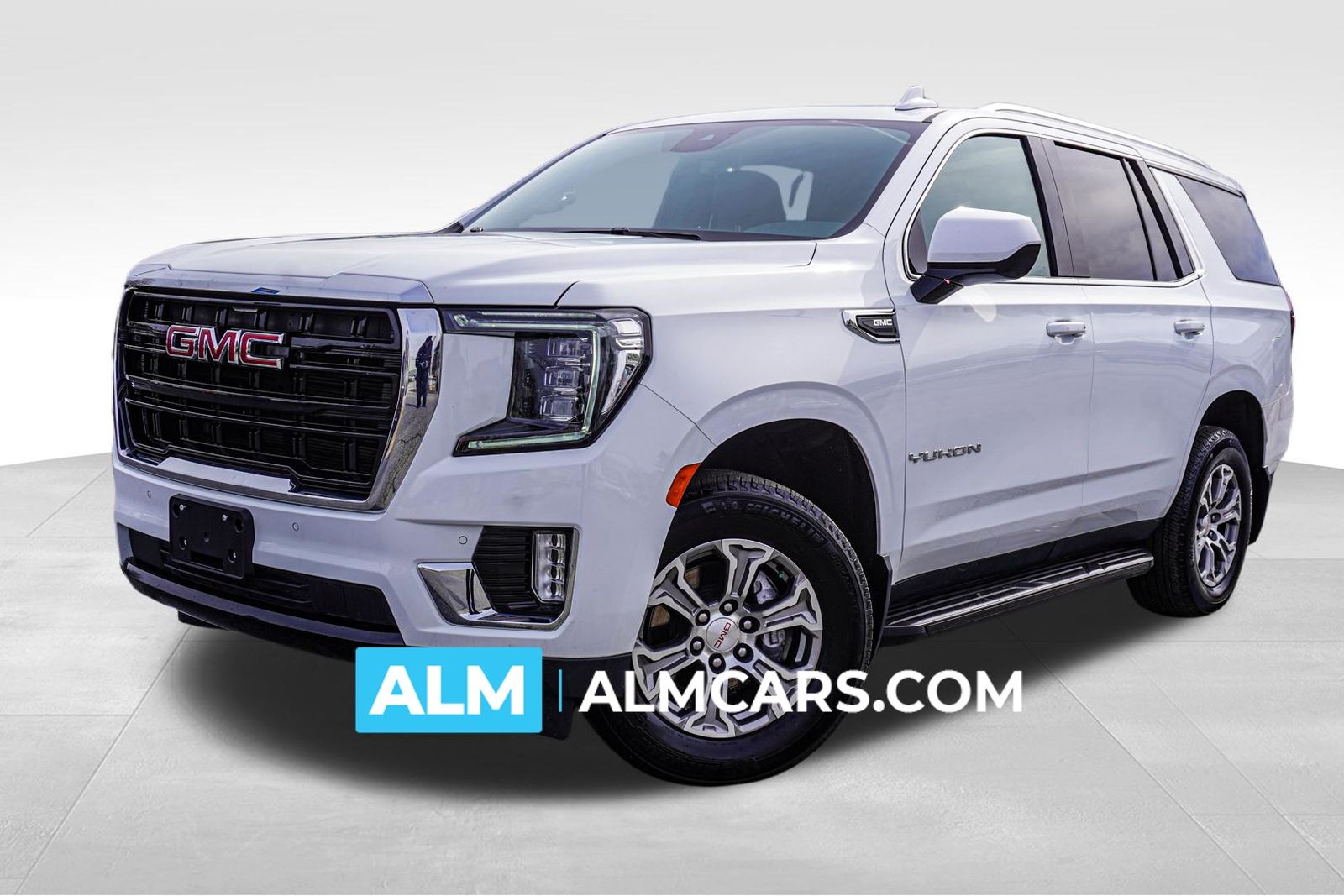 White 2024 GMC Yukon SLE 4WD SUV / Crossover Four-Wheel Drive