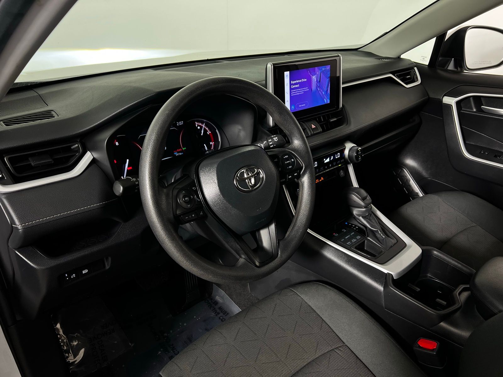 Thumbnail: 2024 Toyota RAV4 - 12