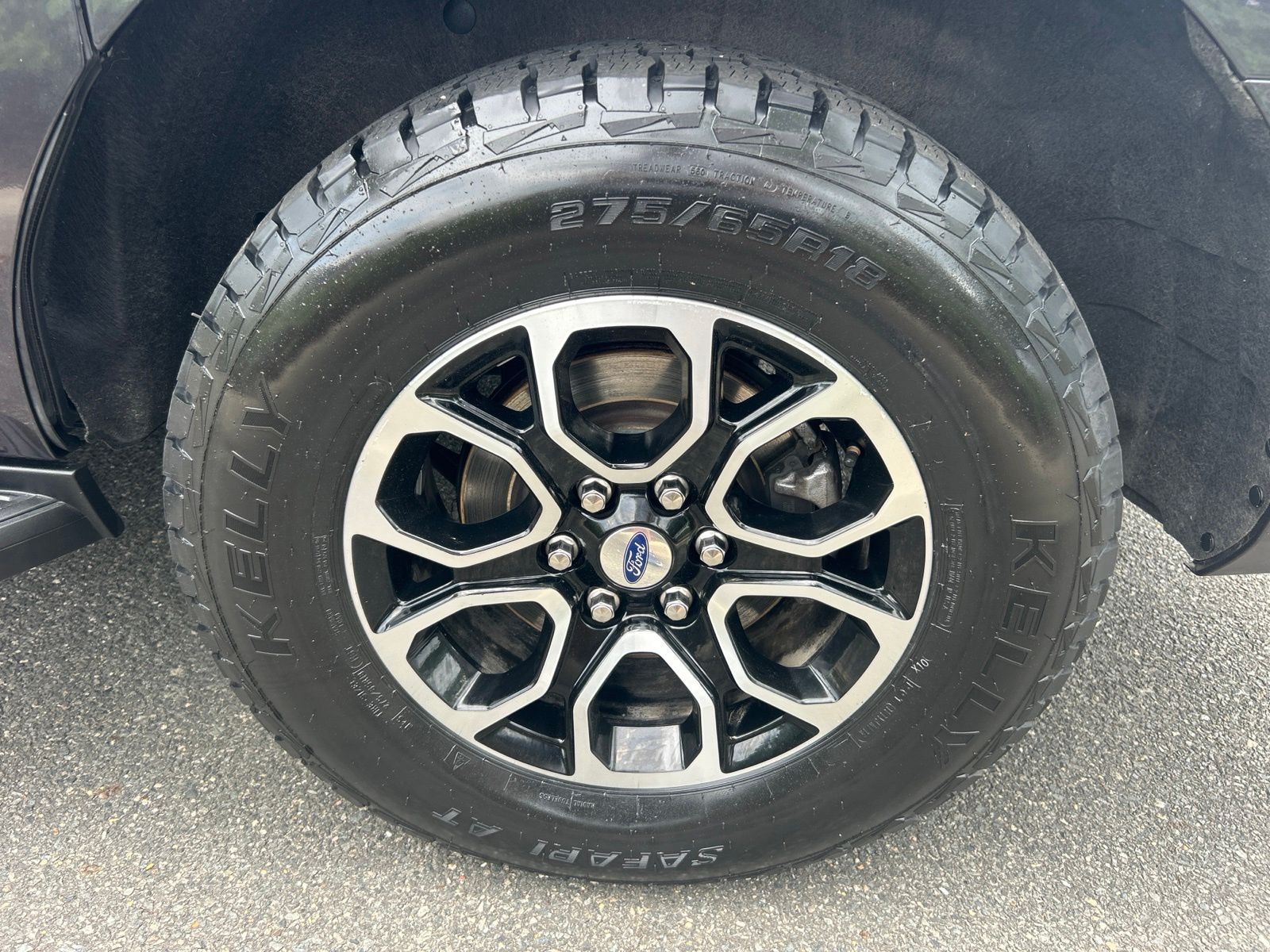 Certified Used 2024 Gray Metallic Ford XLT image 27