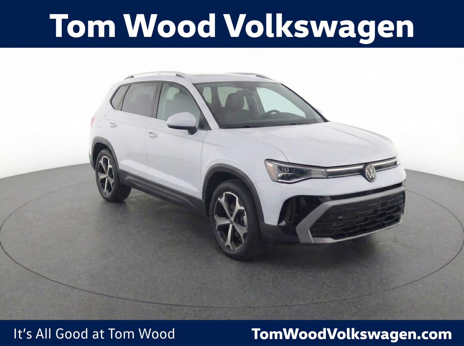 Pure White 2025 Volkswagen Taos SEL 4Motion SUV / Crossover All-Wheel Drive 8-Speed Automatic