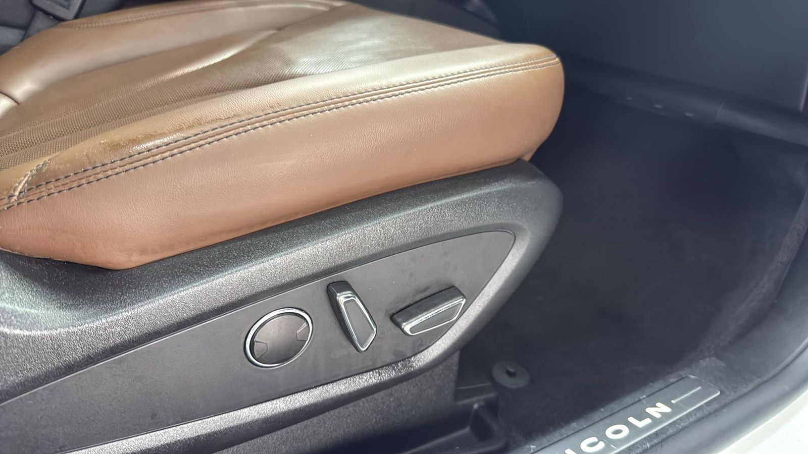 Used Car 2022 Lincoln Nautilus  Reserve For Sale Under $40,000 In Austin, Texas