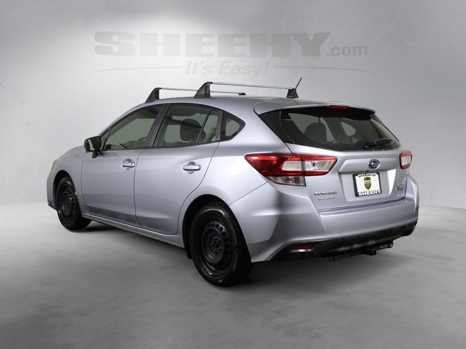 Used 2019 Silver Subaru 2.0i image 3