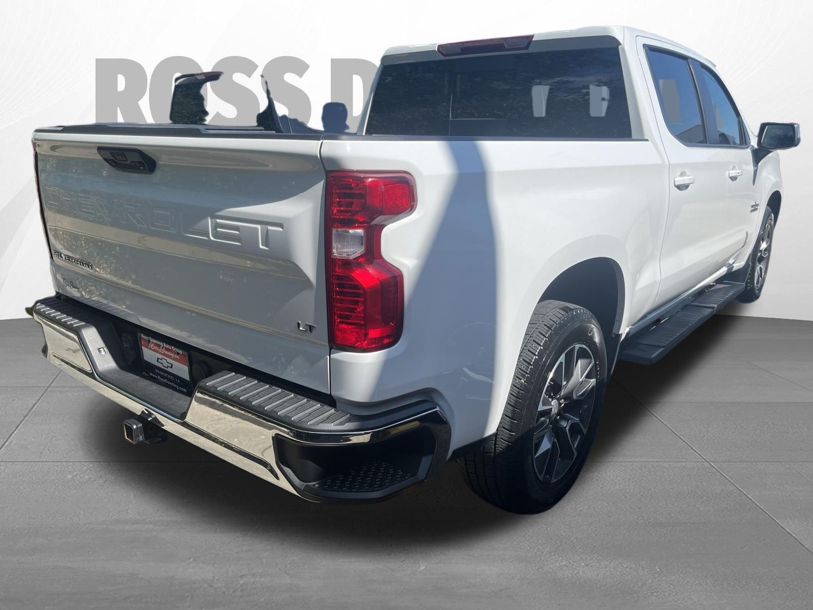 2024 Chevrolet Silverado 1500 LT - 3