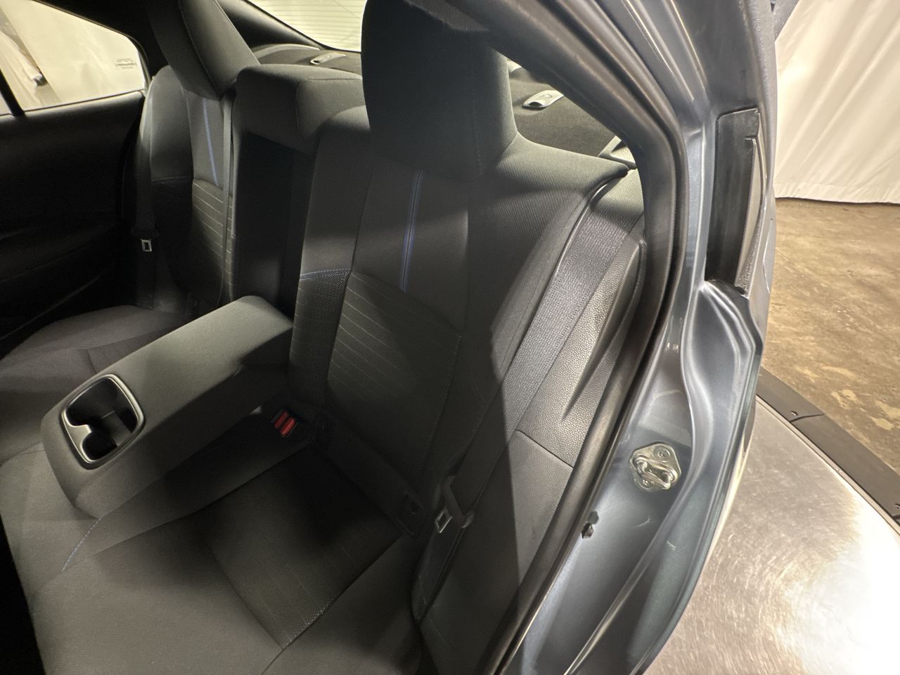 2022 Toyota Corolla SE photo 24