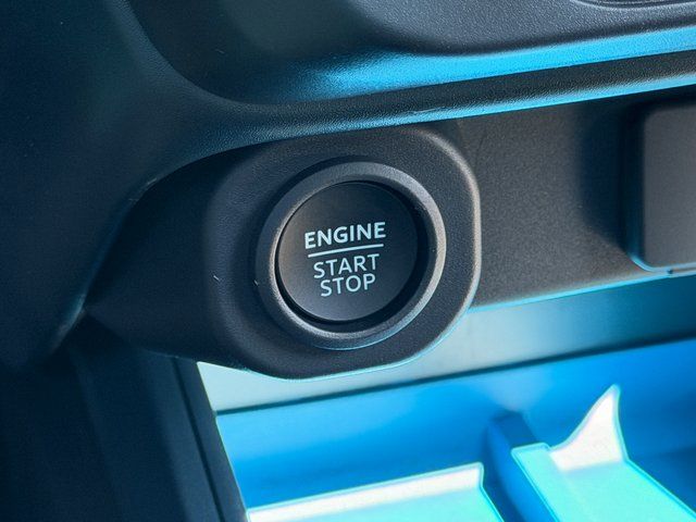 New 2026 Shadow Black Ford XLT image 27