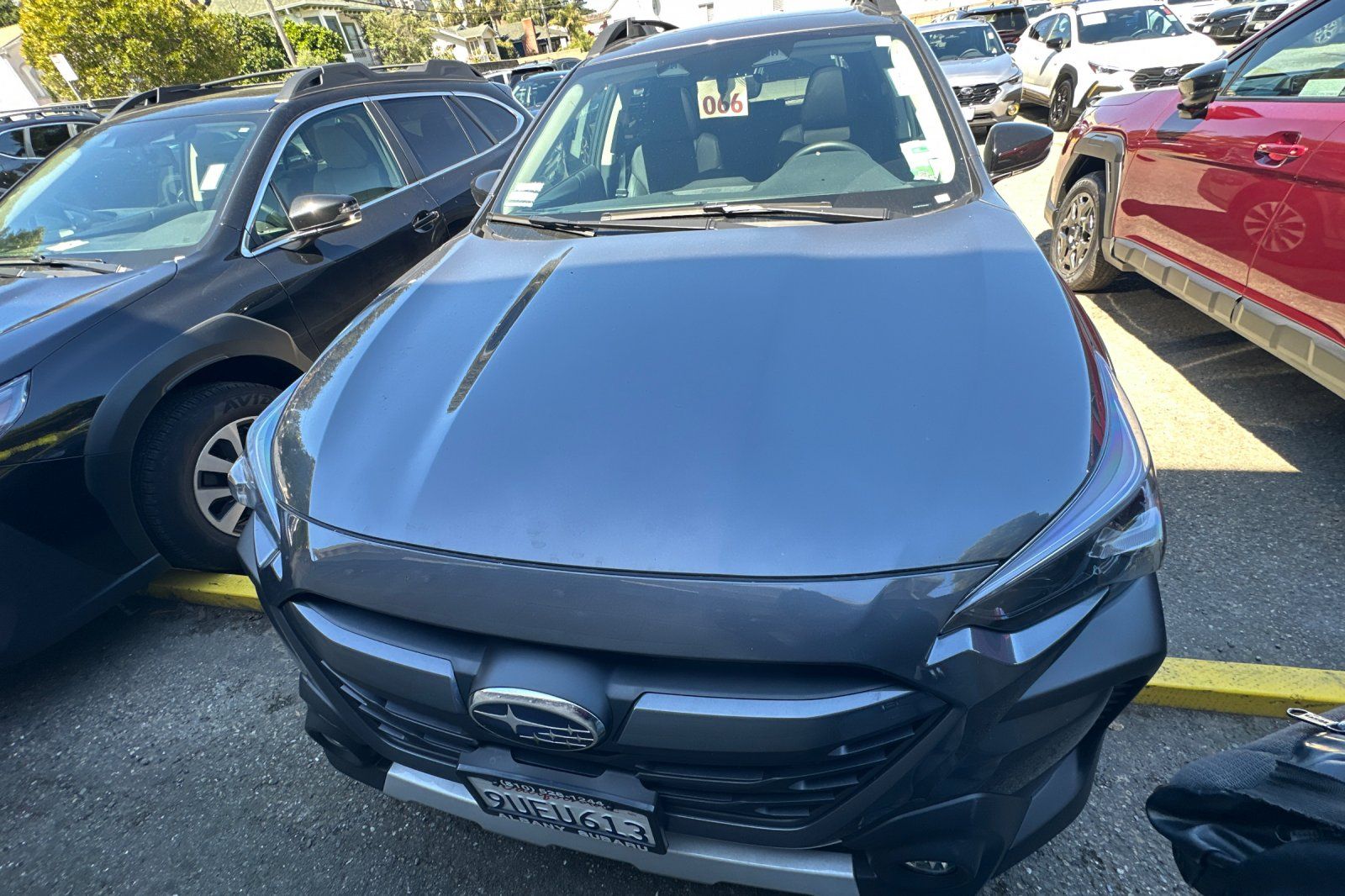 View vehicle photo 3