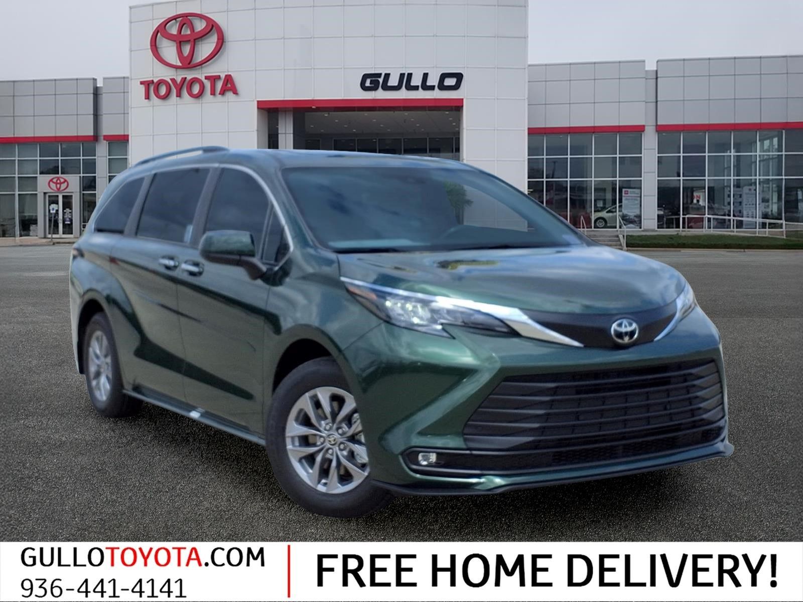 2026 Toyota Sienna XLE Green at Toyota of Victoria