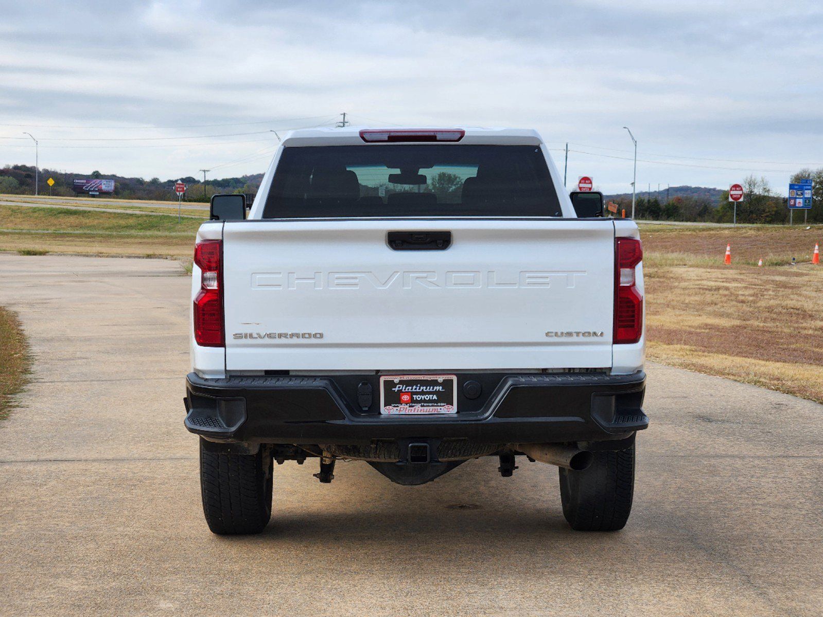 2023 Chevrolet Silverado 2500HD Custom 8