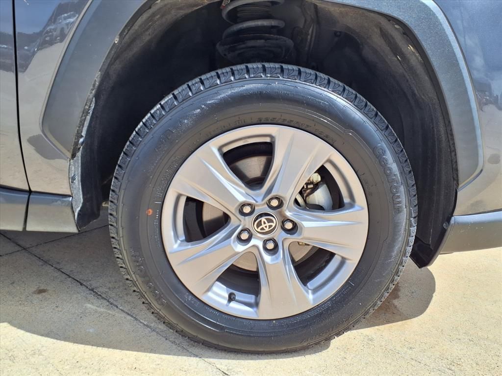 2024 Toyota RAV4 Hybrid XLE  at Gullo Toyota