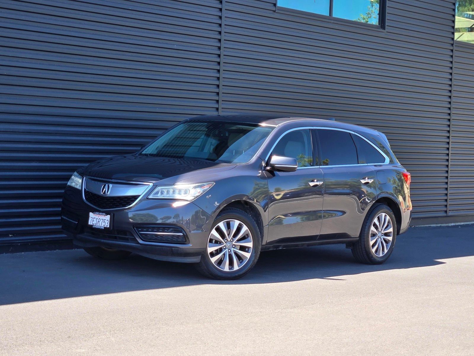Gray (Graphite Luster Metallic) 2014 Acura MDX SUV / Crossover Front-Wheel Drive 6-Speed Automatic