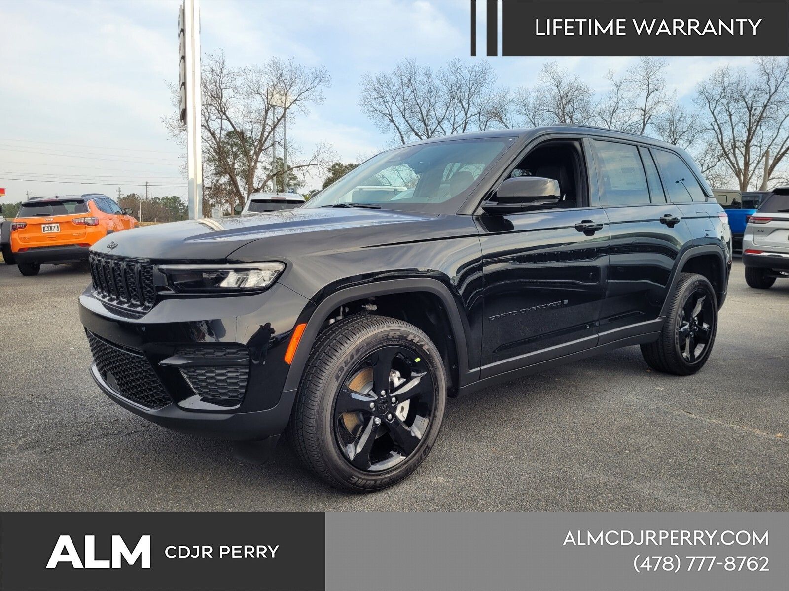 Diamond Black Crystal Pearlcoat 2025 Jeep Grand Cherokee Altitude X 4WD SUV / Crossover Four-Wheel Drive 8-Speed Automatic