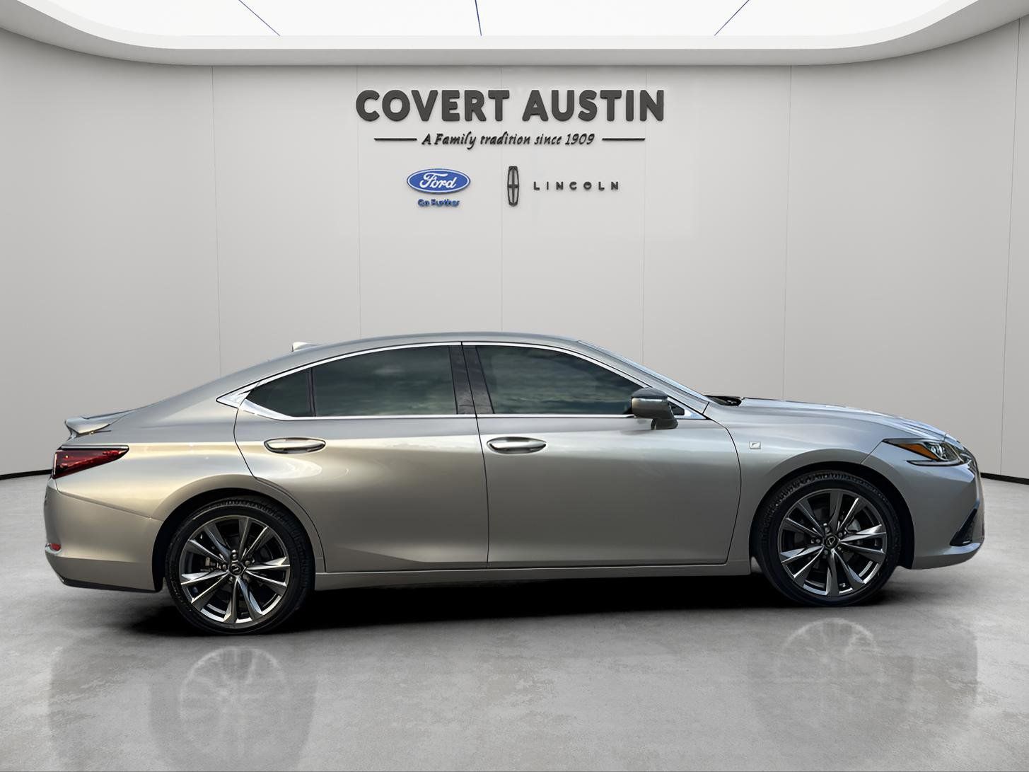 Used Car 2021 Lexus Es  350 F Sport For Sale In Austin, Texas