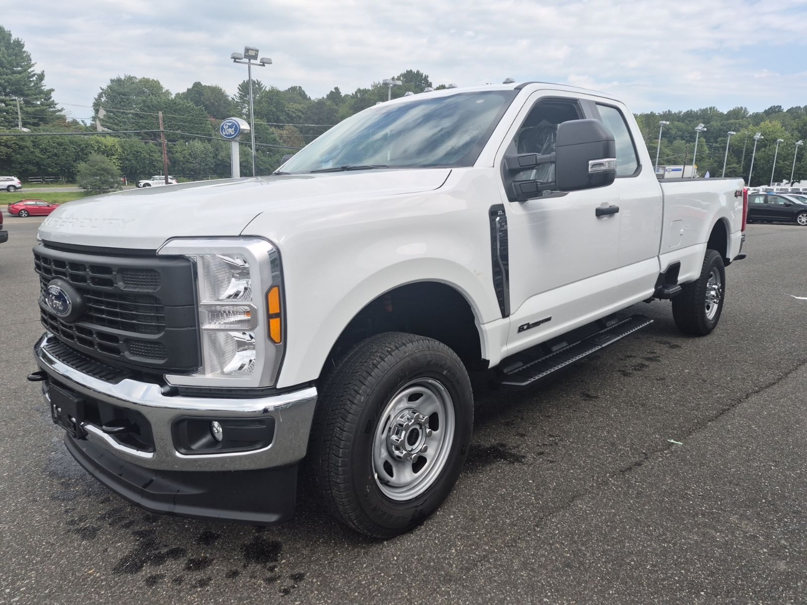 New 2026 Oxford White Ford XL image 10