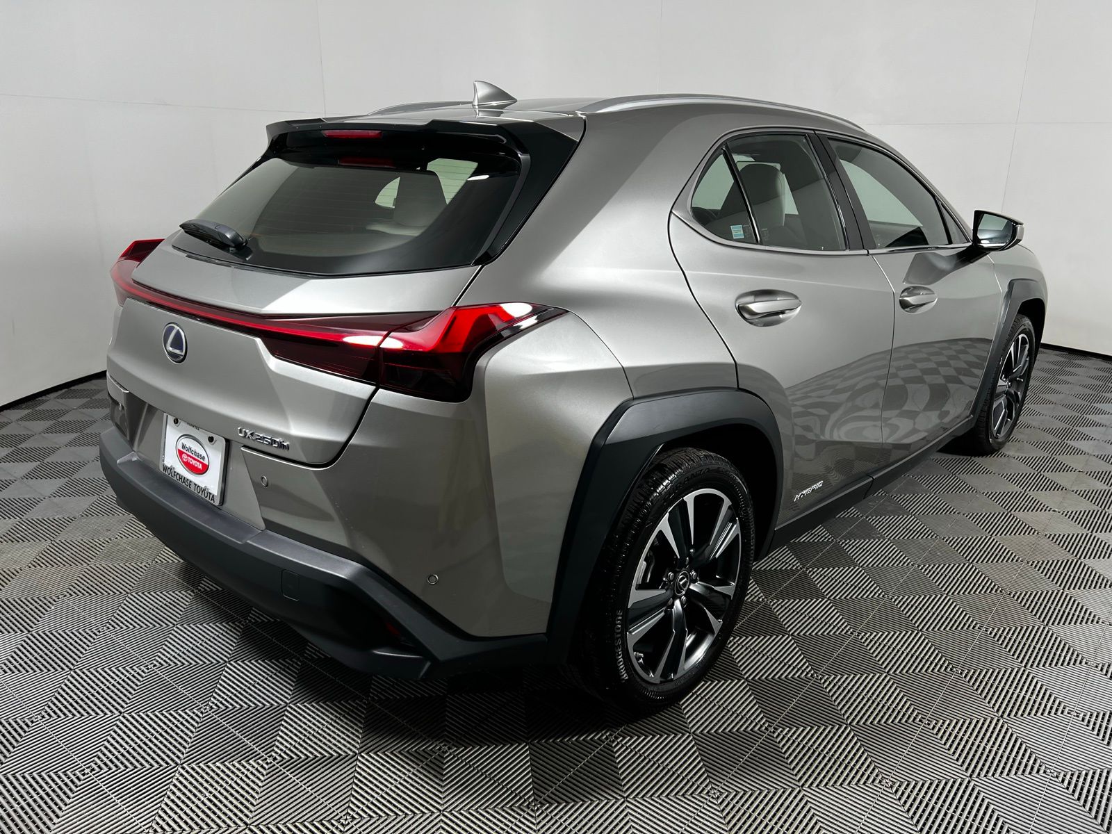 Thumbnail: 2021 Lexus UX - 5